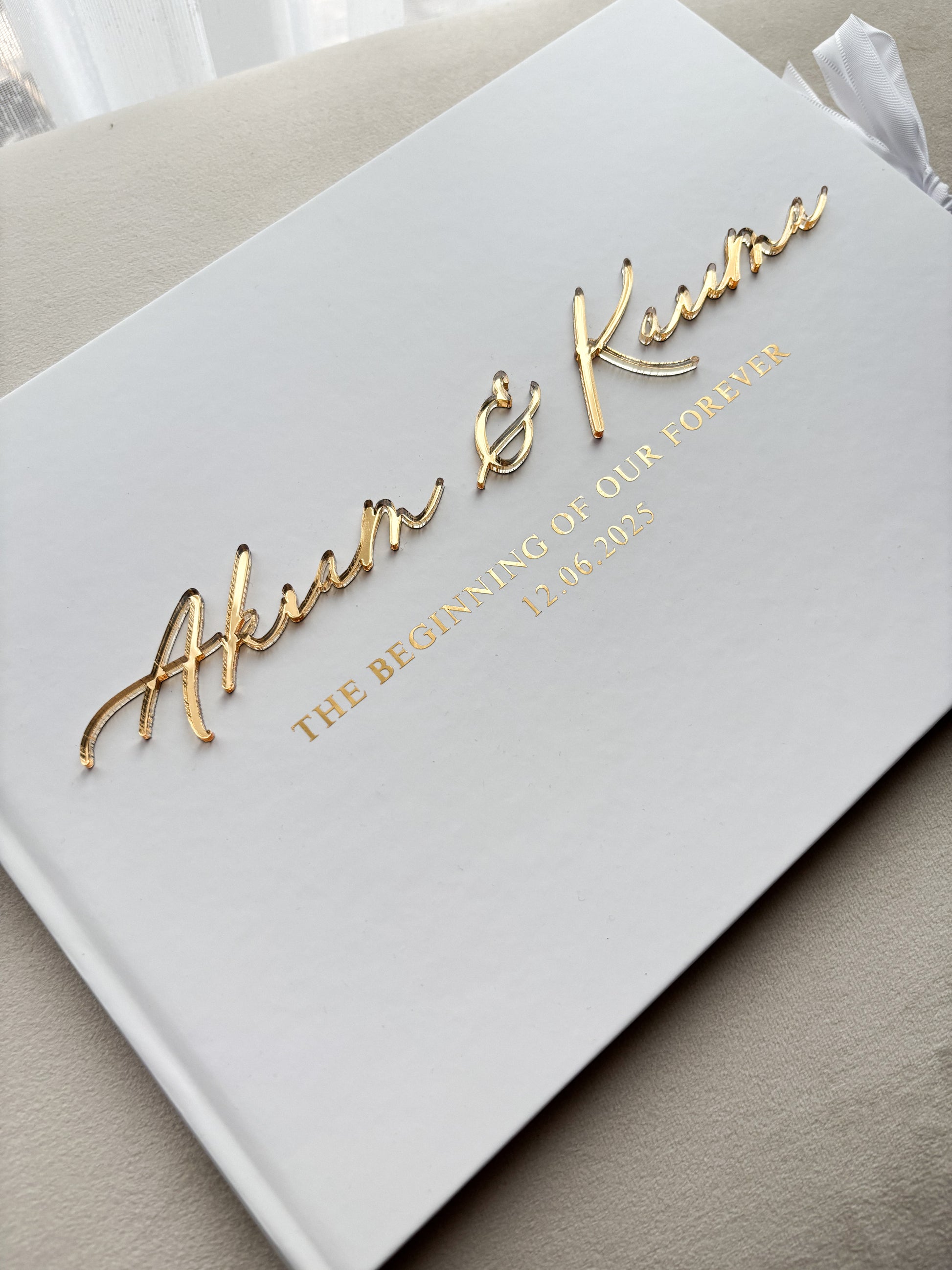 Guest book - Gharam