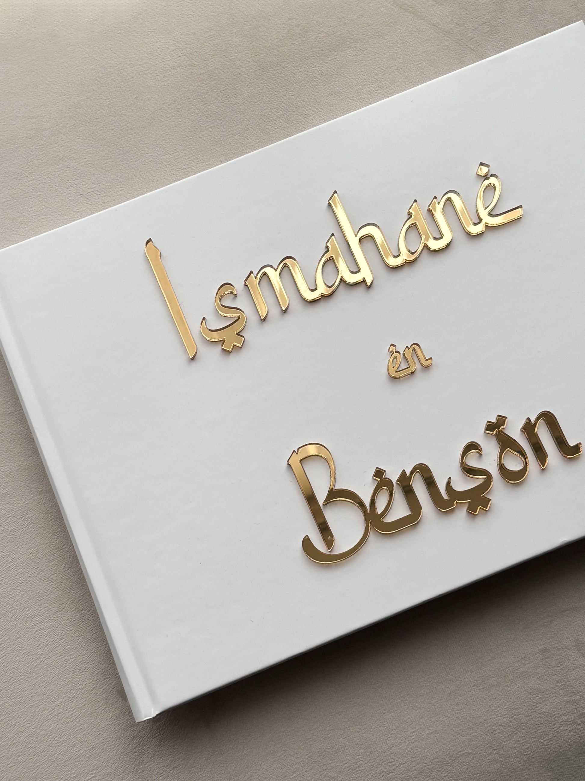 Guest book - Maha