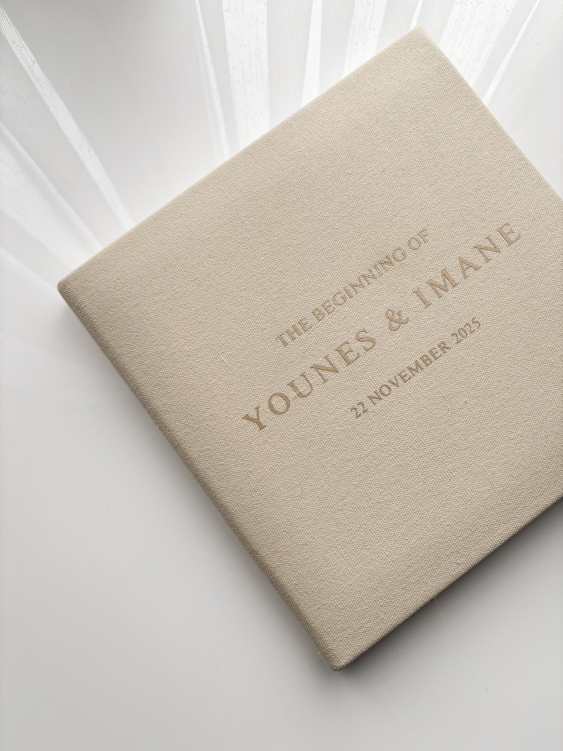 Guest book - debut