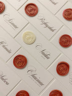 Place card - Lou